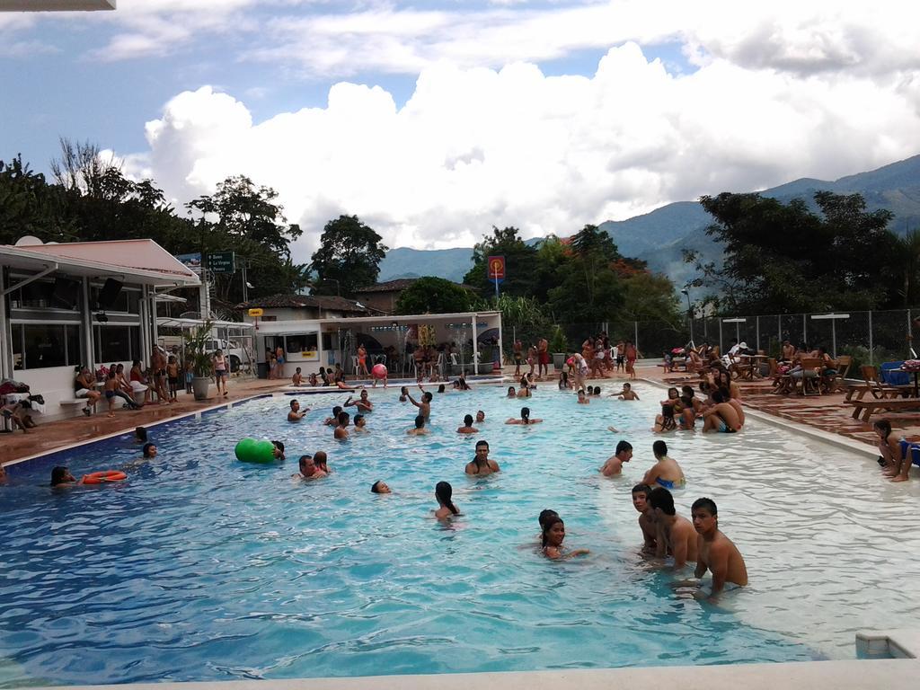 Sky Club Eco Hotel Belen de Umbria 외부 사진